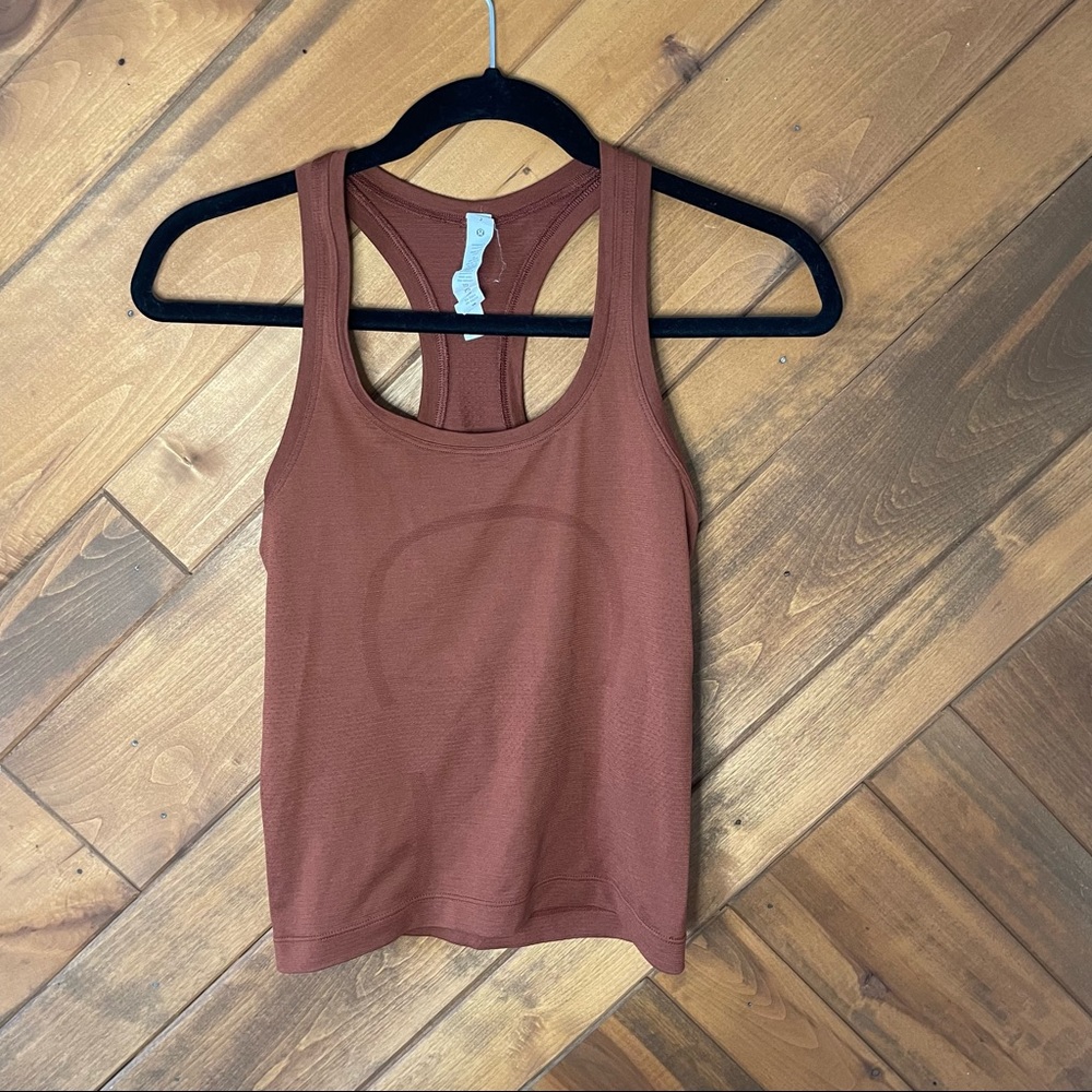 Lululemon Swiftly Tech Racerback 2.0 *Race Length